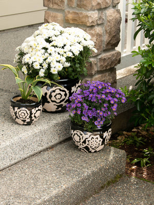 Black and white Floral Nights Ceramic Planter Trio on porch